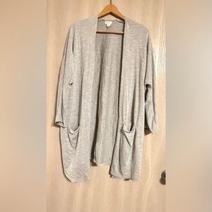 DONNI. Gray Striped Detail Open Cardigan